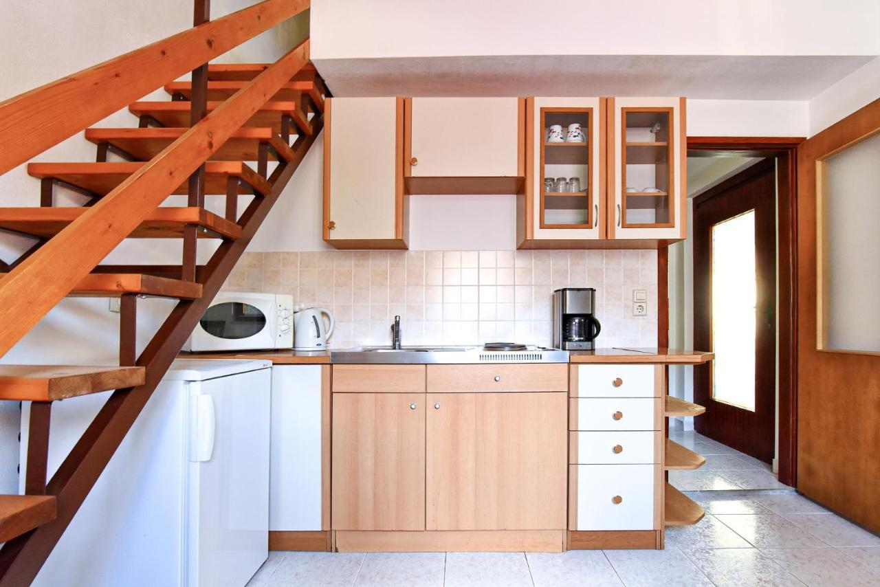 Home Away From Home Пореч Экстерьер фото